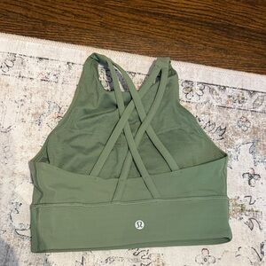 Lululemon sports bra